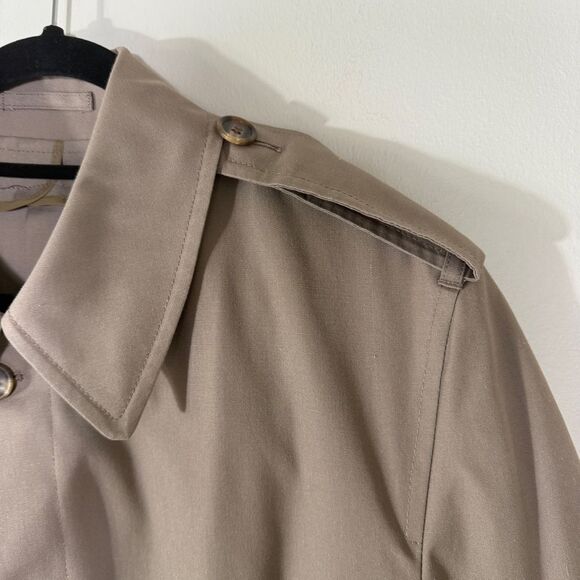 London Fog Vintage Men’s Taupe Hidden Button Down Trench Coat Size 42 Long - Picture 4 of 9